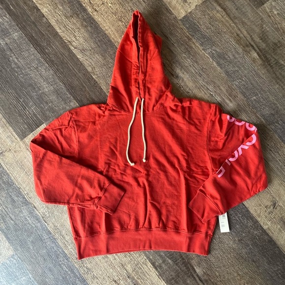 SoulCycle Lululemon vday hooded Laura Crop - Picture 1 of 8